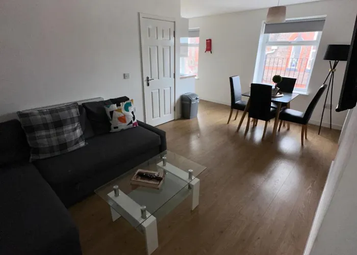 Riverside Relax 1 Bedroom Near Airport And City Centre Pl