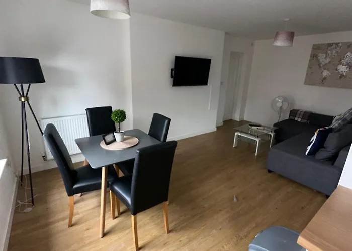 Riverside Relax 1 Bedroom Near Airport And City Centre Pl